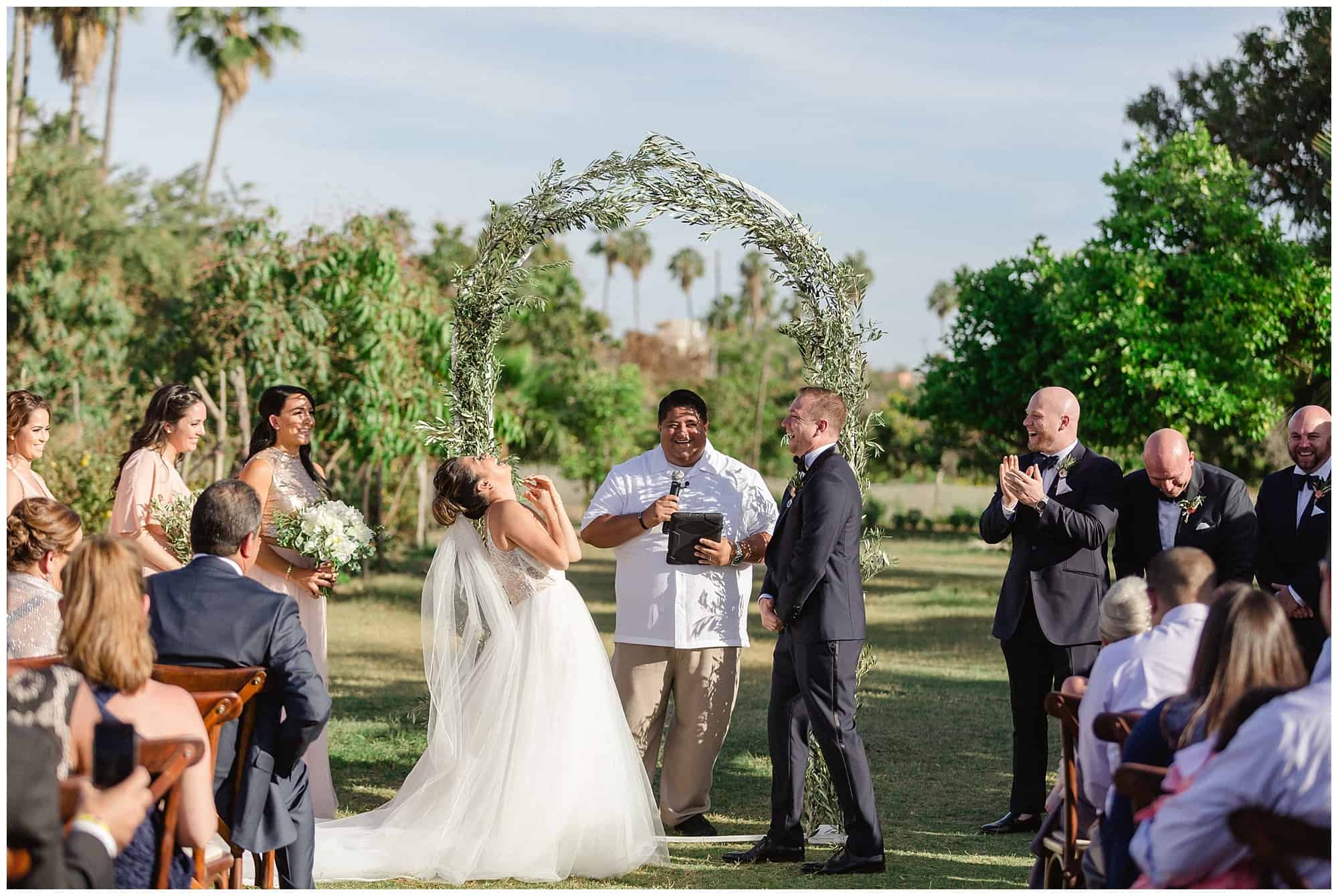 ?pp route=%2Fimage resize&path=%3DcGcq5iNyADMfRjMtATMtcTMwIzL0N3bw1SMxEDNtQjMvATMvcTMwIjf&width=768 - Cabo Farm Wedding - Perla & Jared