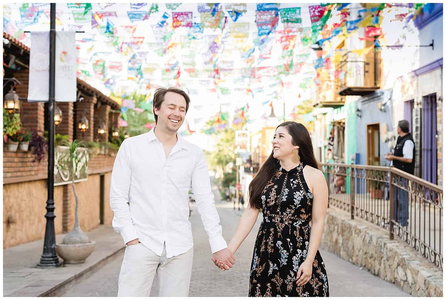 Engagement photo shoot in Cabo by Sara Richardson